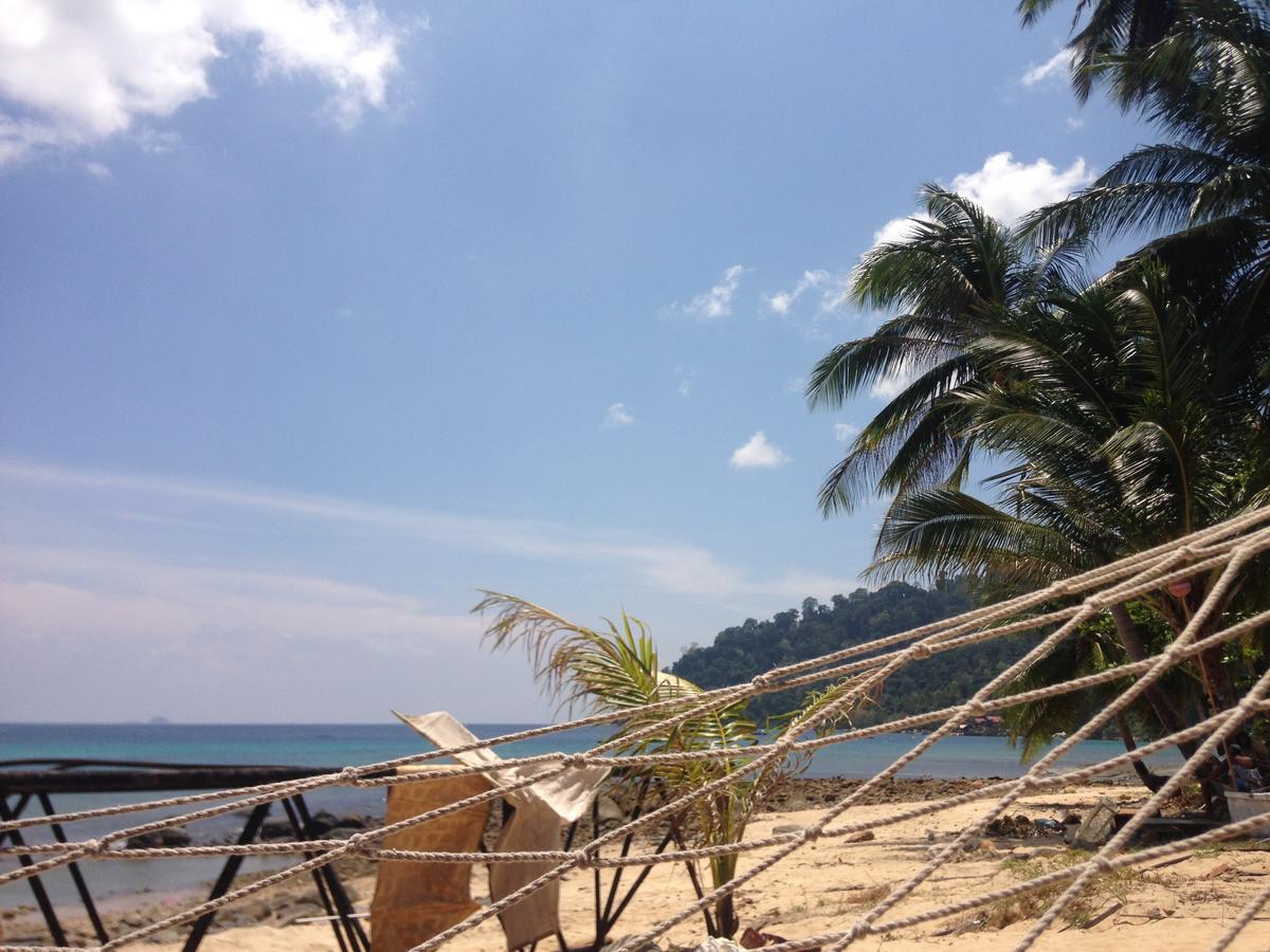 Fiqthya Chalet & Cafe Kampong Ayer Batang Екстериор снимка